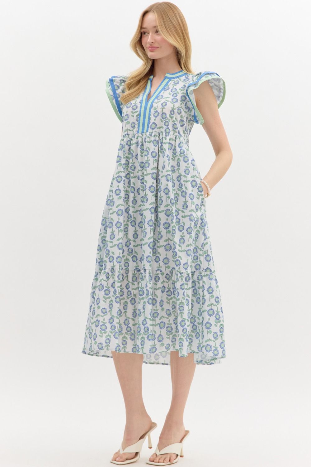 Floral Print Dress With Mint/Blue V-neck Ribbon image 3