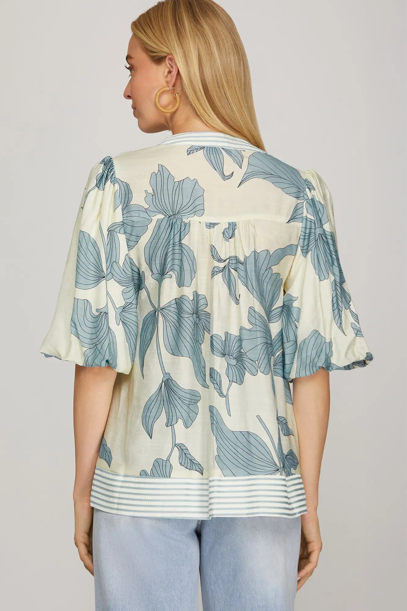 BUBBLE SLEEVE FLORAL WOVEN TOP image 3