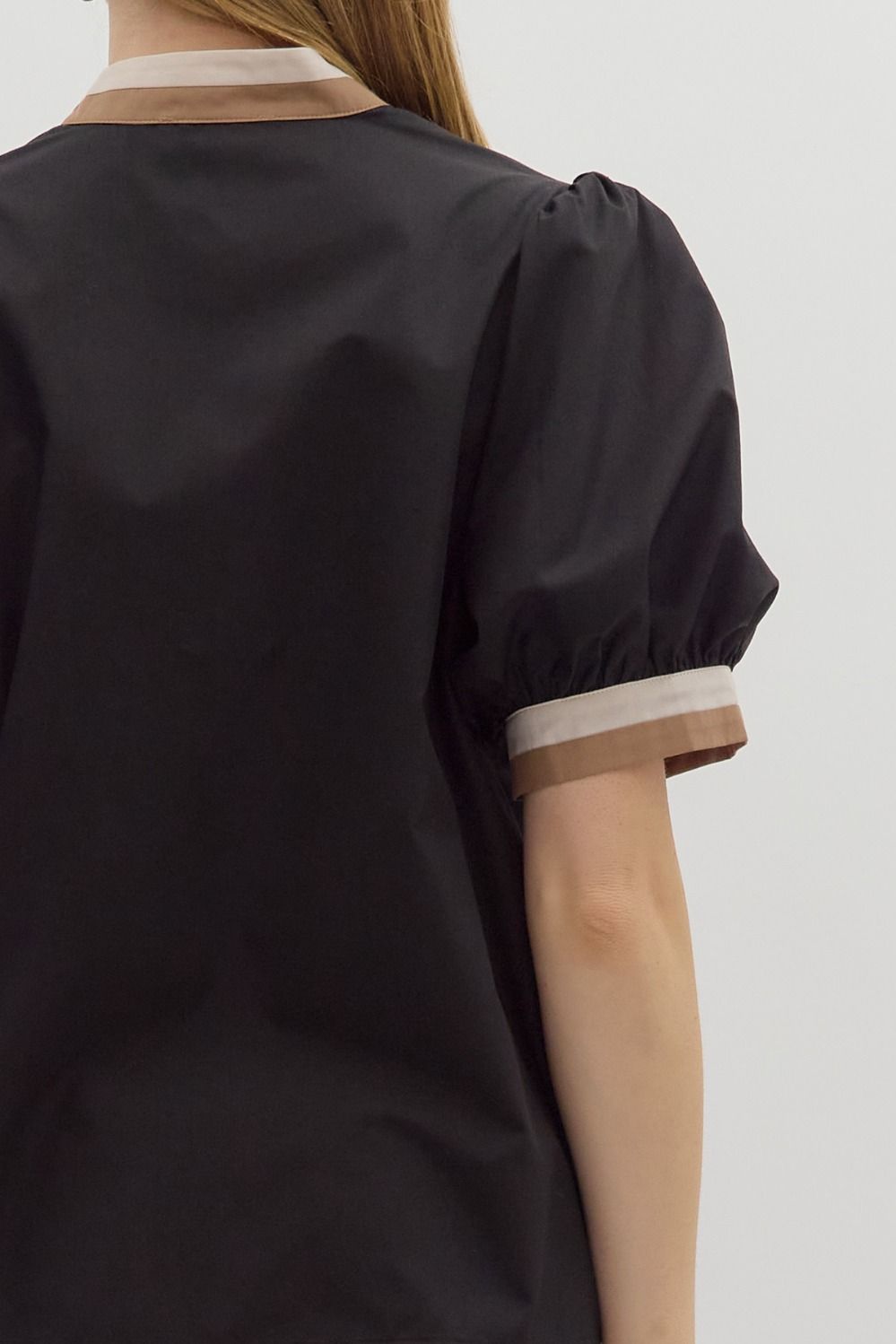 BLACK SOLID BUBBLE SLEEVE TOP WITH MULTICOLOR BAND image 6