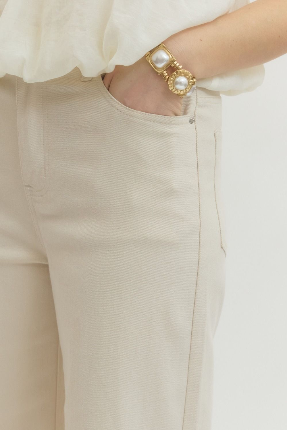Scallop Eyelet Hem Ankle-Length Pant