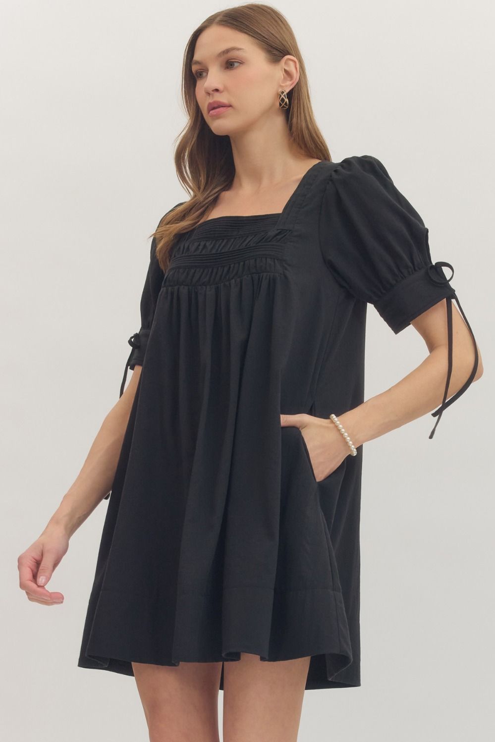 Black Solid Puff Sleeve Mini Square Neckline