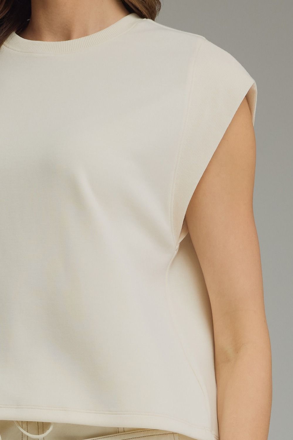 Solid Round Neck Cap Sleeve Top Featuring Ribbed Trim