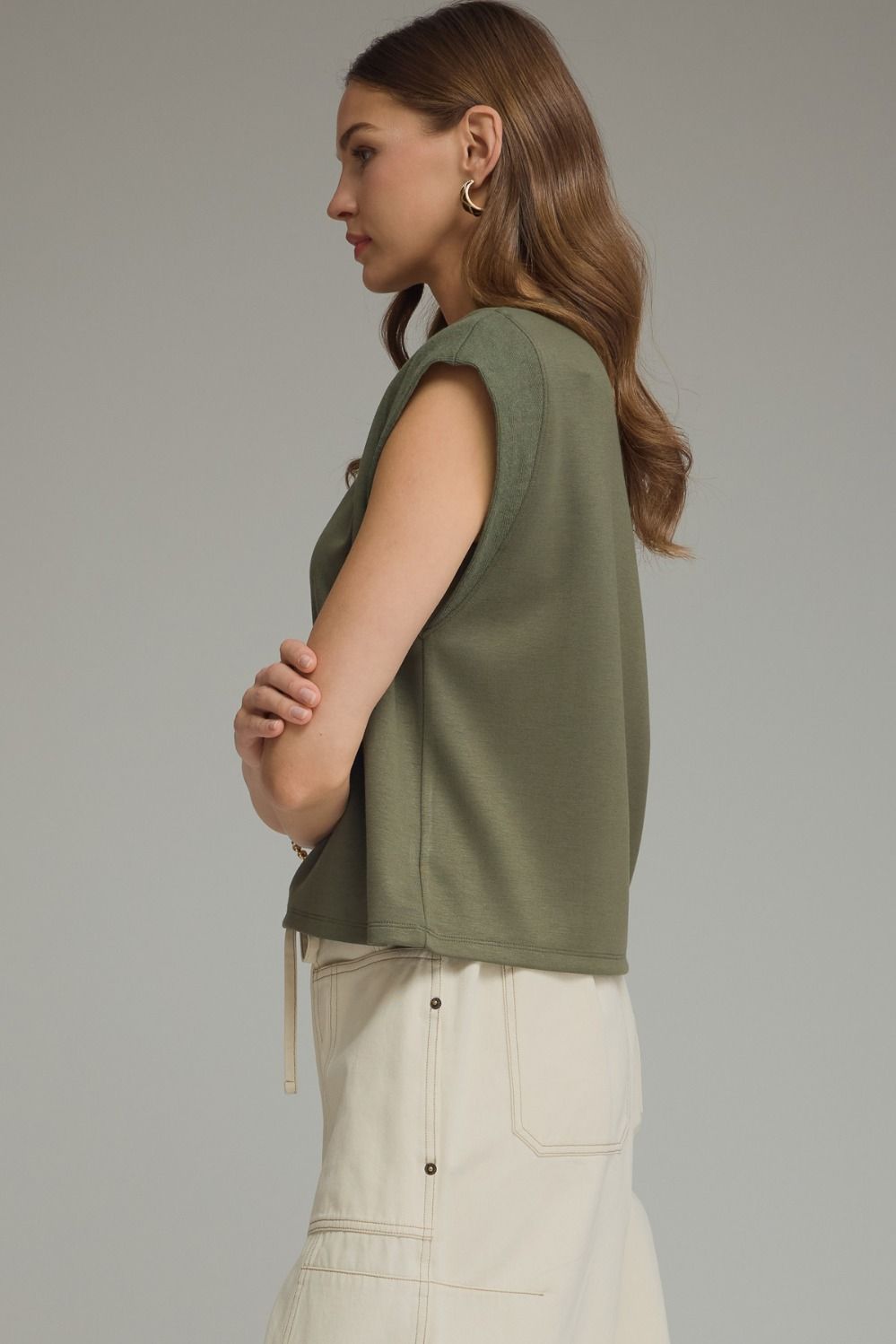 Solid Round Neck Cap Sleeve Top Featuring Ribbed Trim