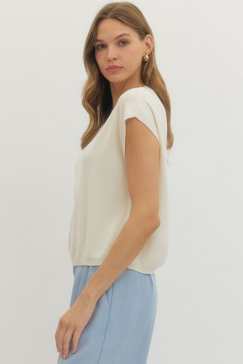 Solid Cap Sleeve Knit Top Featuring Round Neck