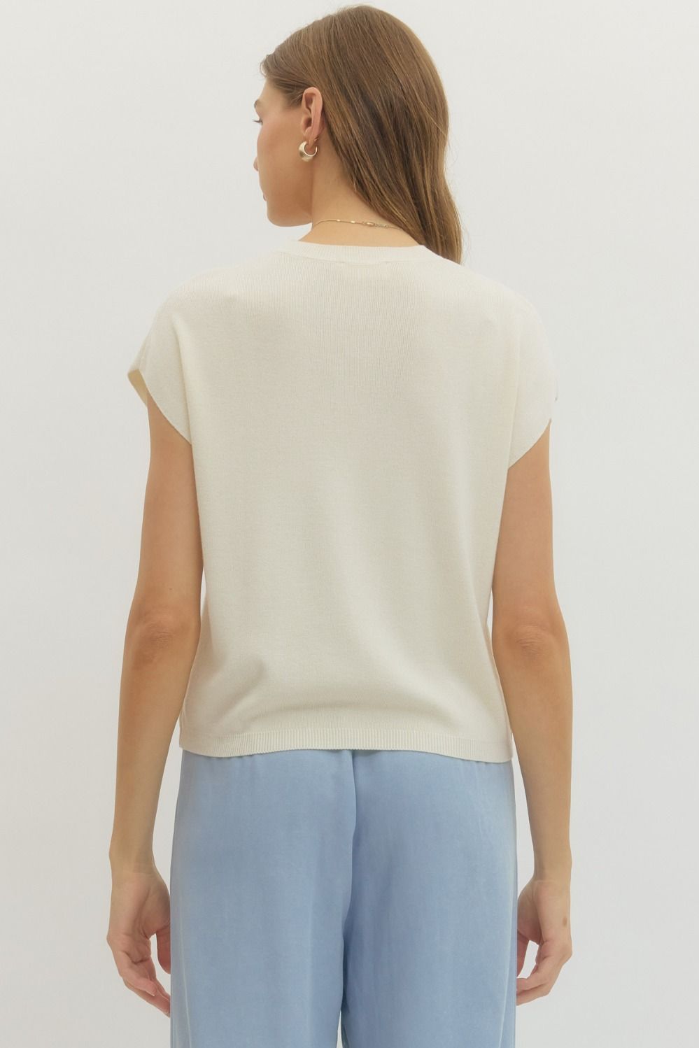 Solid Cap Sleeve Knit Top Featuring Round Neck