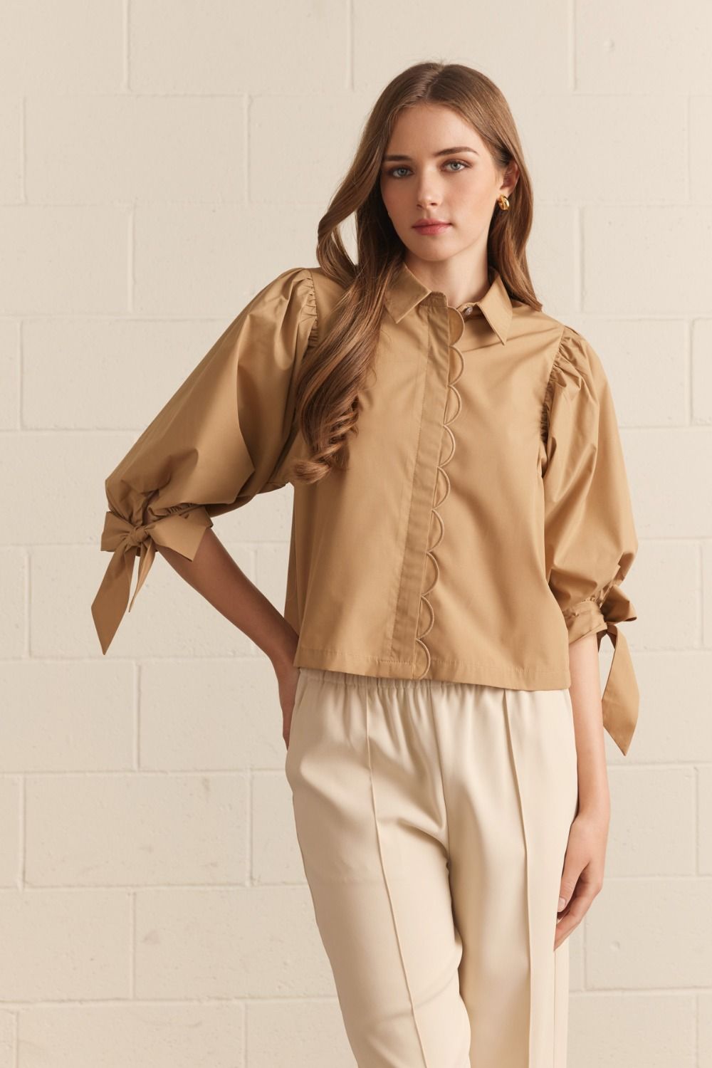 Solid 3/4 Sleeve Top with Scallop Accent