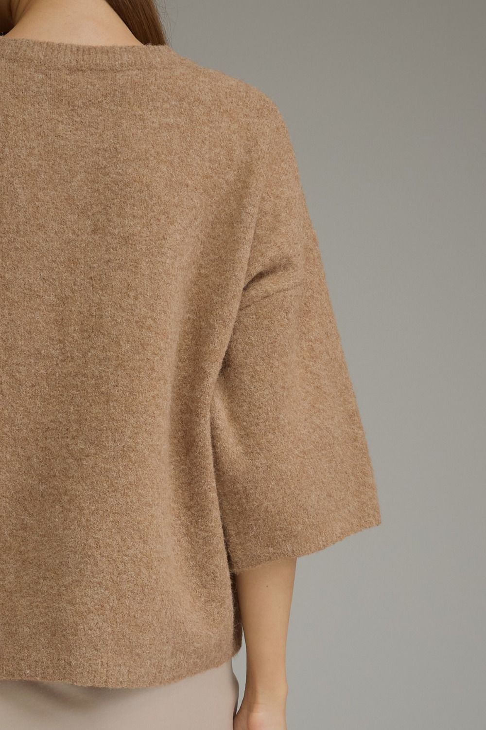 Solid 3/4 Sleeve Sweater Round Neck