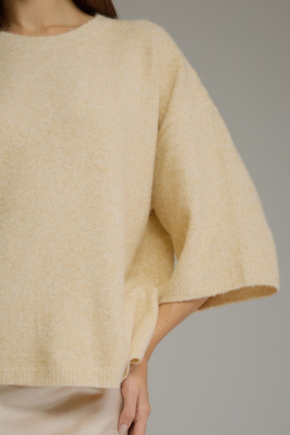 Solid 3/4 Sleeve Sweater Round Neck