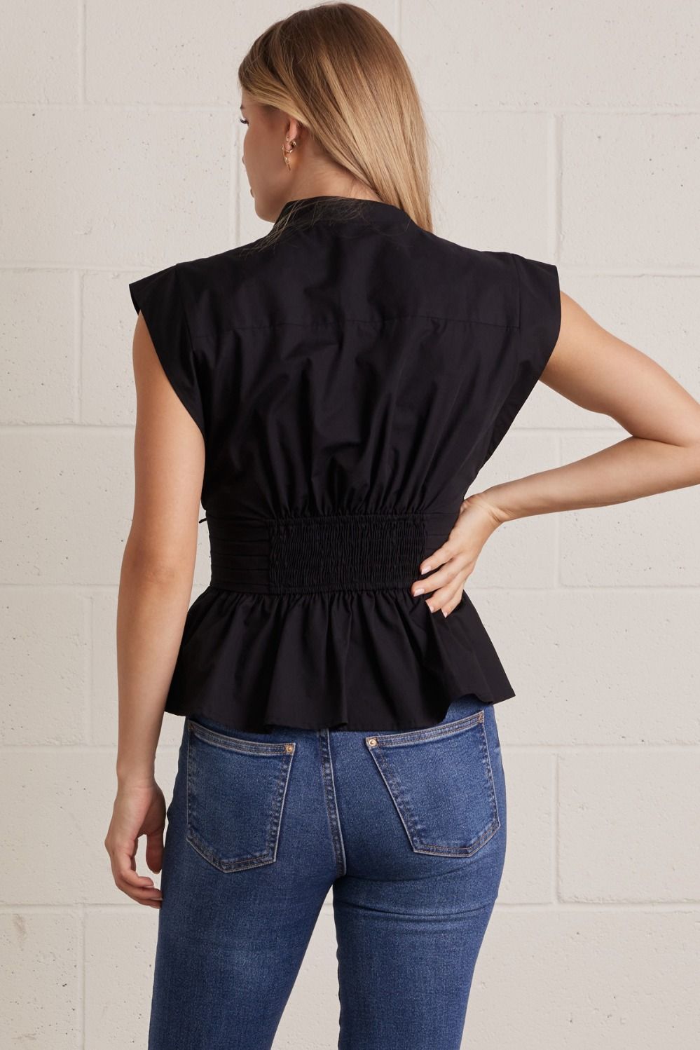 Solid V-Neck Sleeveless Blouse With Tie Waist