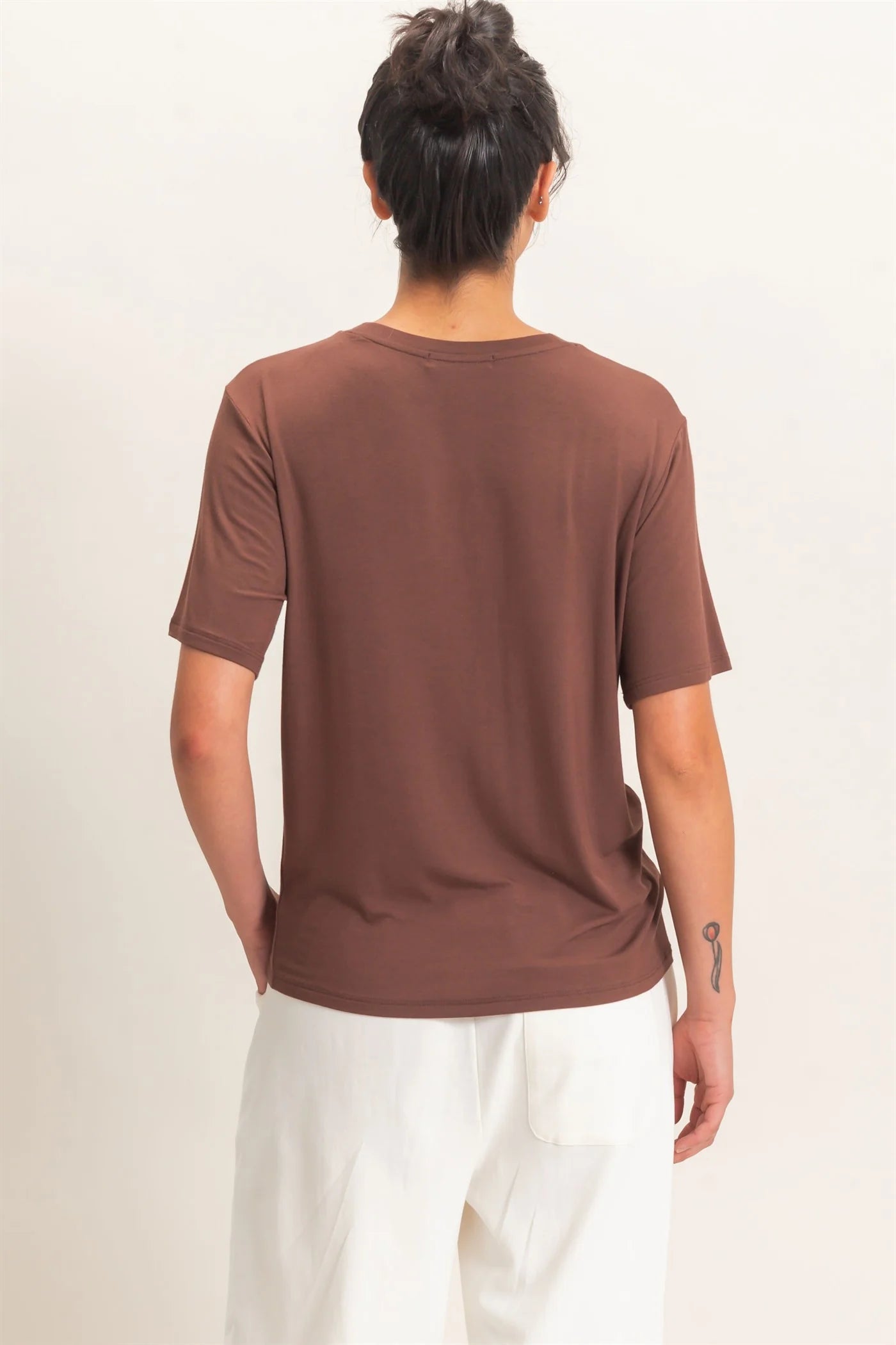 Classic Crew Neck Pocket T-Shirt