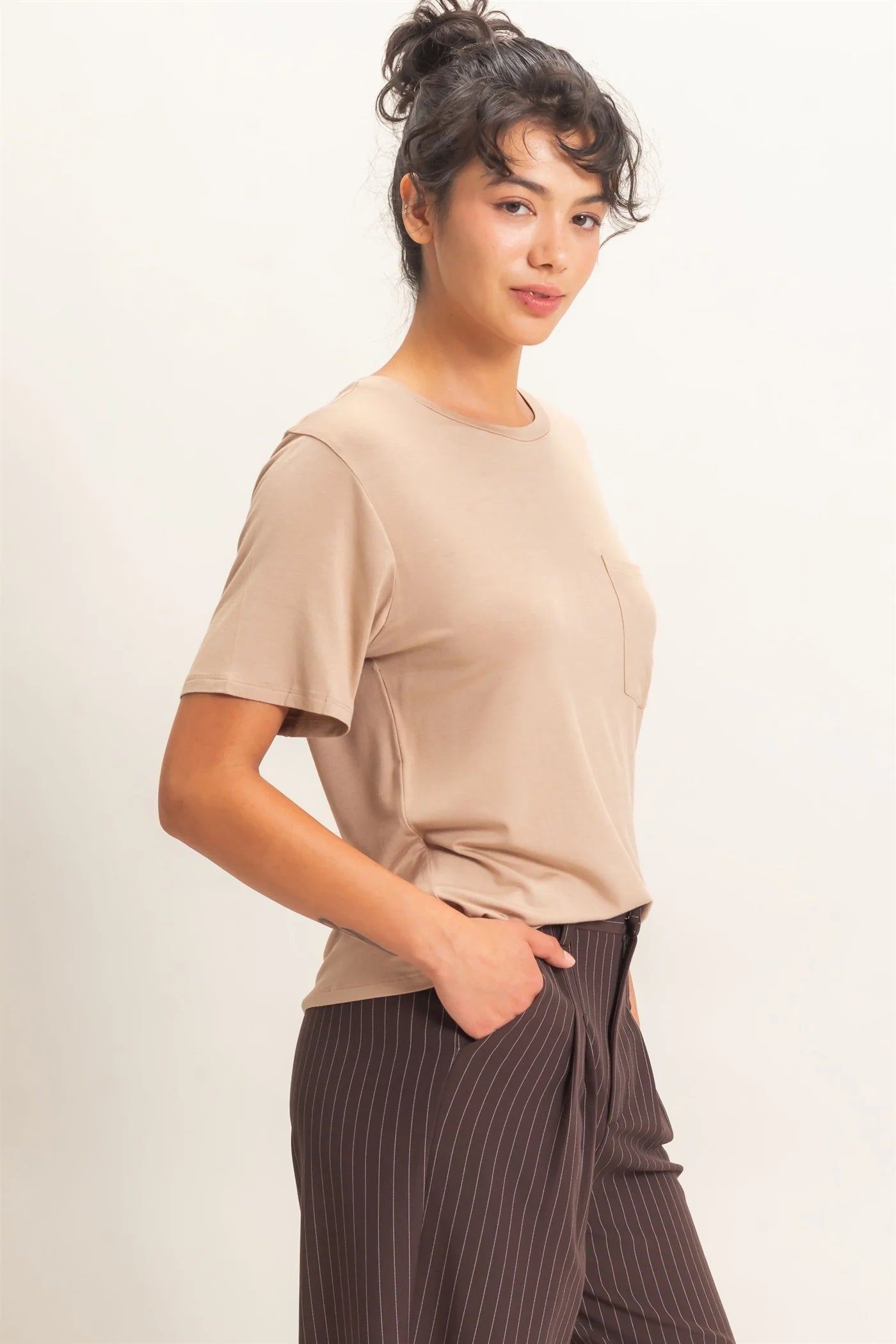 Classic Crew Neck Pocket T-Shirt